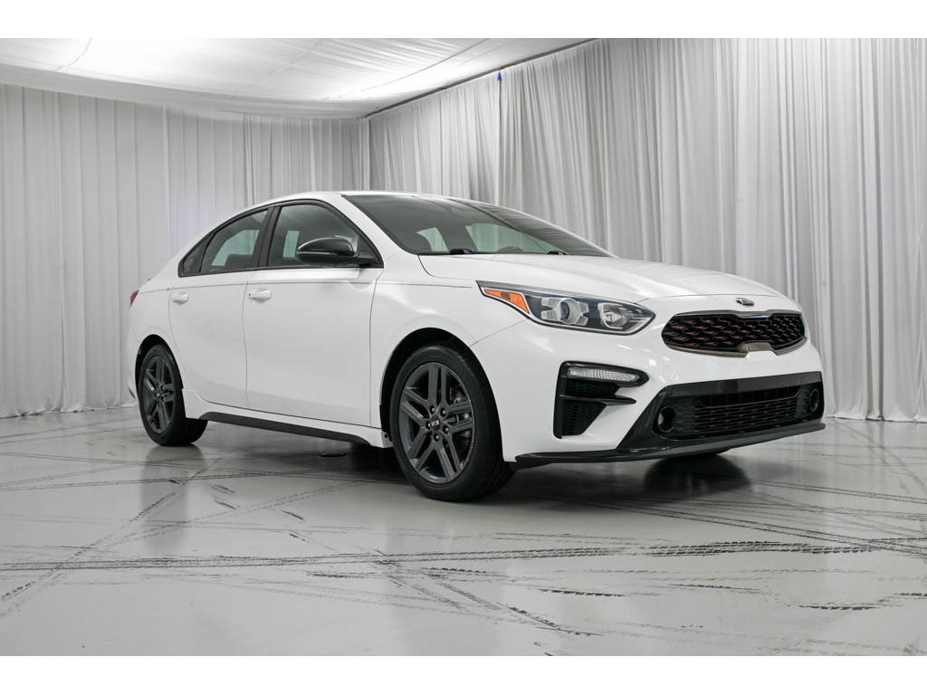 2021 Kia Forte GT-Line photo 2