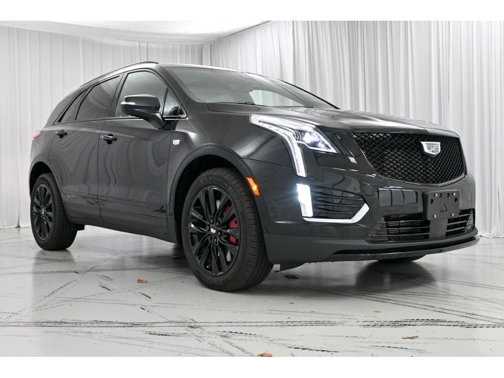 Used 2022 Cadillac XT5 Sport with VIN 1GYKNHRS7NZ143084 for sale in Wilmington, DE