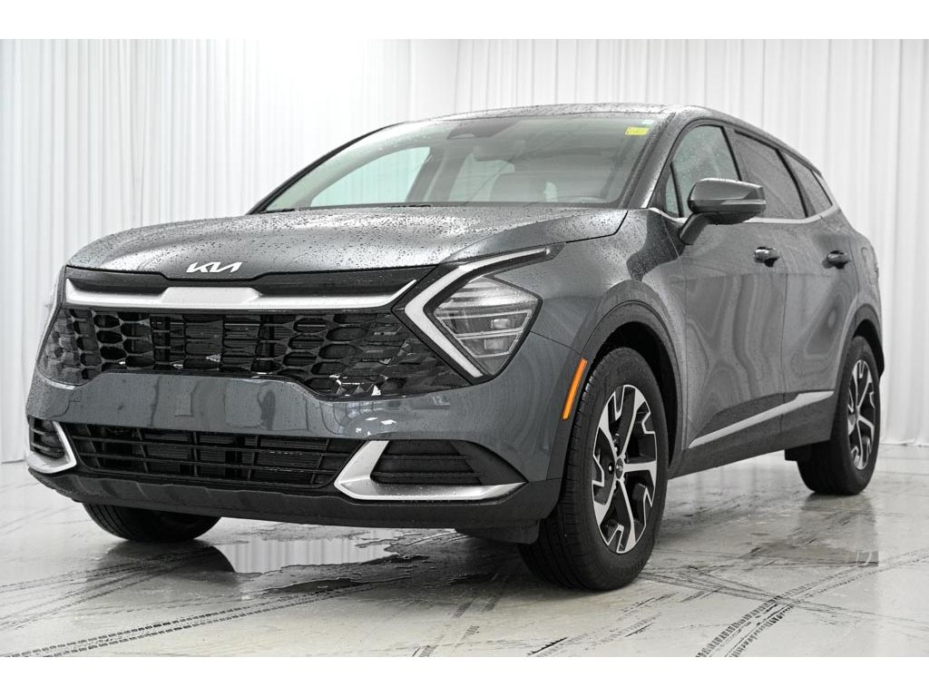 2025 Kia Sportage EX photo 3