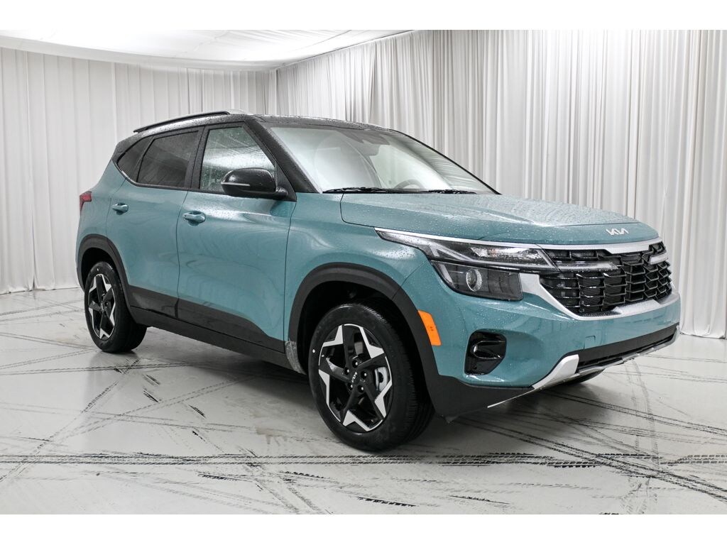 New 2026 Kia Seltos S AWD With Glossy BLK PKG AND BLK SUV