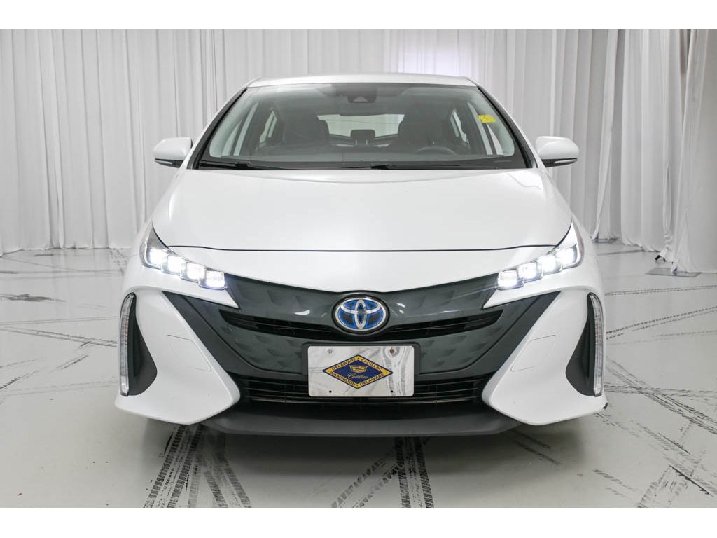2021 Toyota Prius Prime XLE photo 3