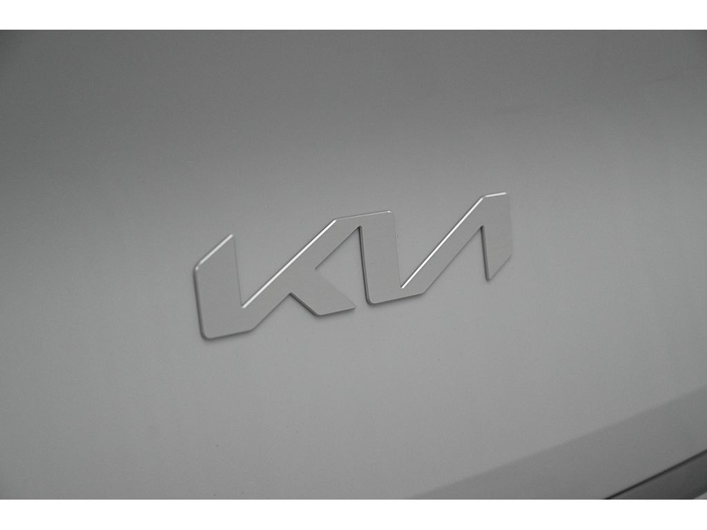 2025 Kia EV6 Light L/R - Photo 36