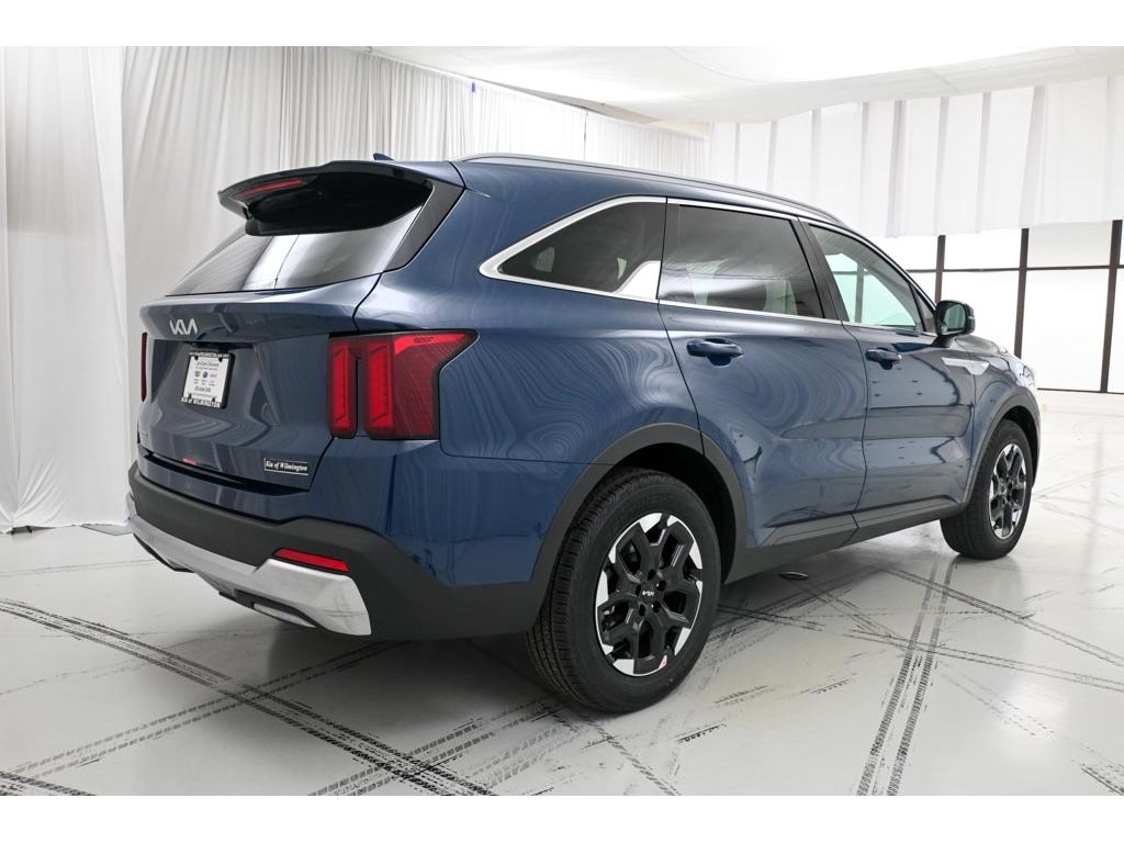 2026 Kia Sorento S - Photo 6