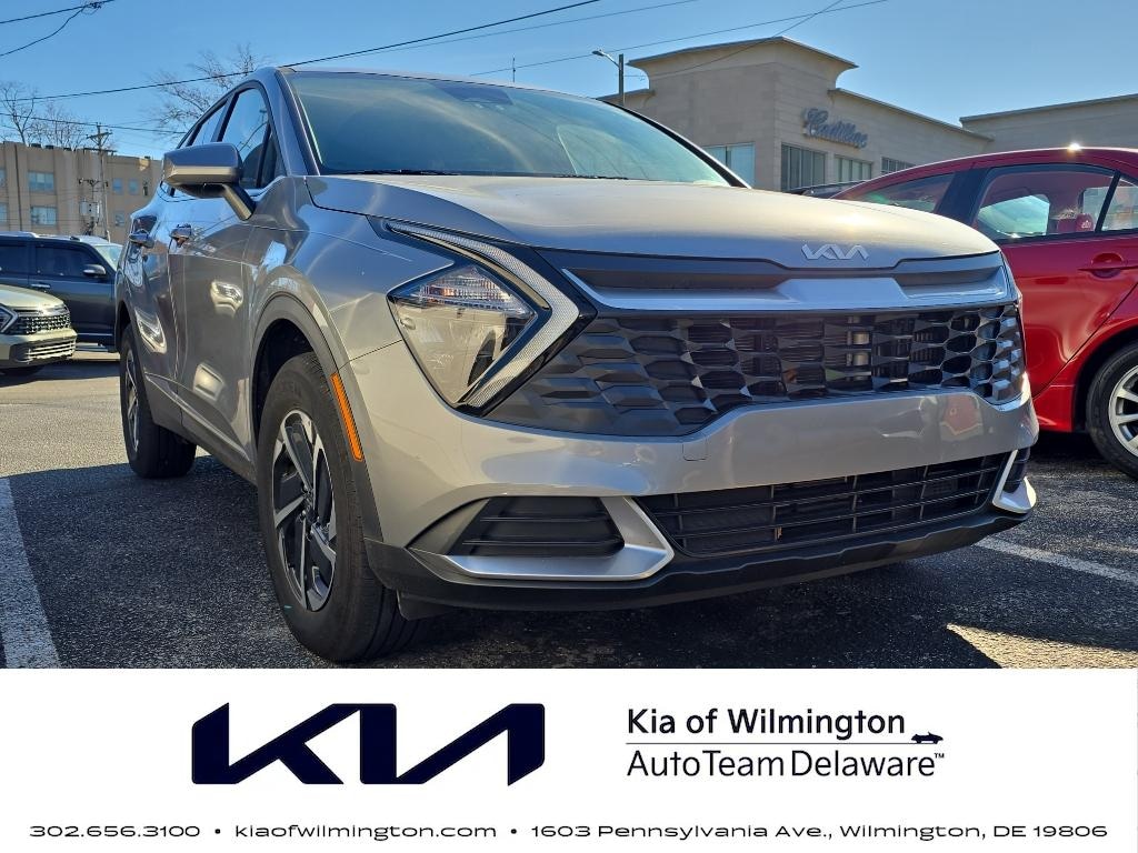 Used 2023 Kia Sportage Hybrid LX SUV