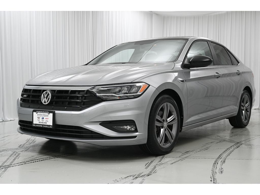 2021 Volkswagen Jetta R-Line photo 4
