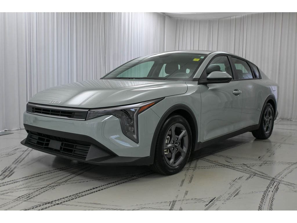 Used 2025 Kia K4 LXS Sedan