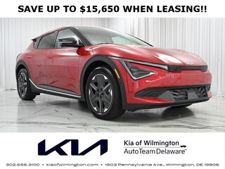 2025 Kia EV6 EV6 Light Long Range AWD With Tech PKG SUV