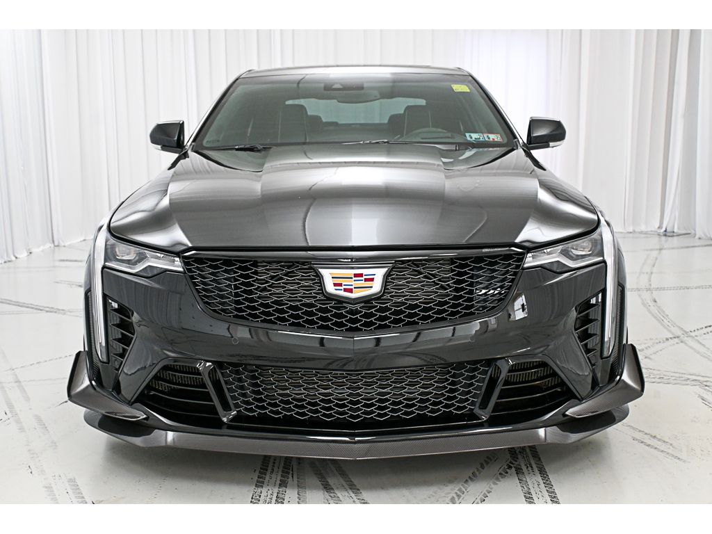 2024 Cadillac CT4 photo 3