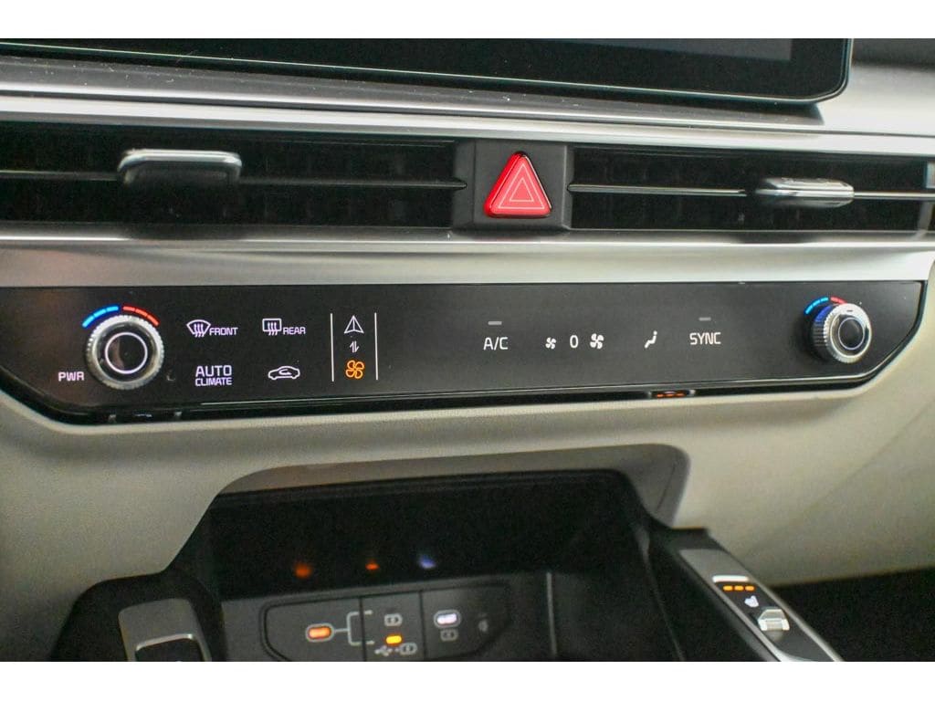 2026 Kia Sorento S - Photo 31