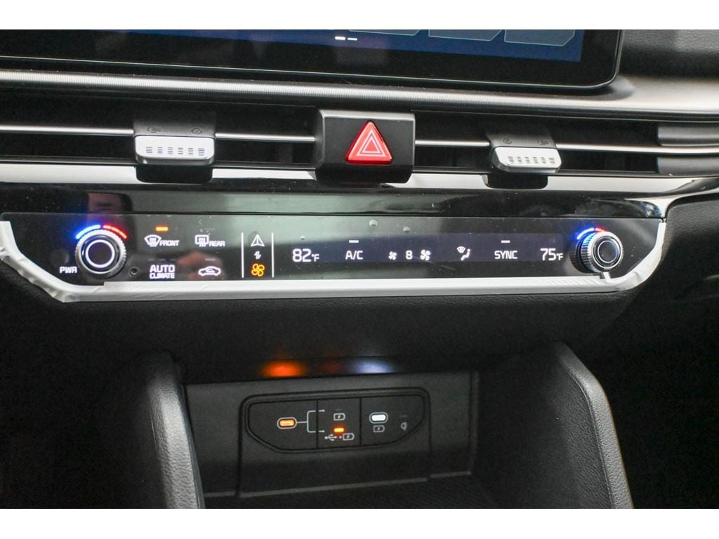 2026 Kia Sportage EX - Photo 30