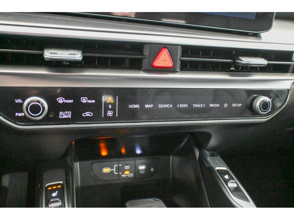 2026 Kia Sorento S - Photo 24