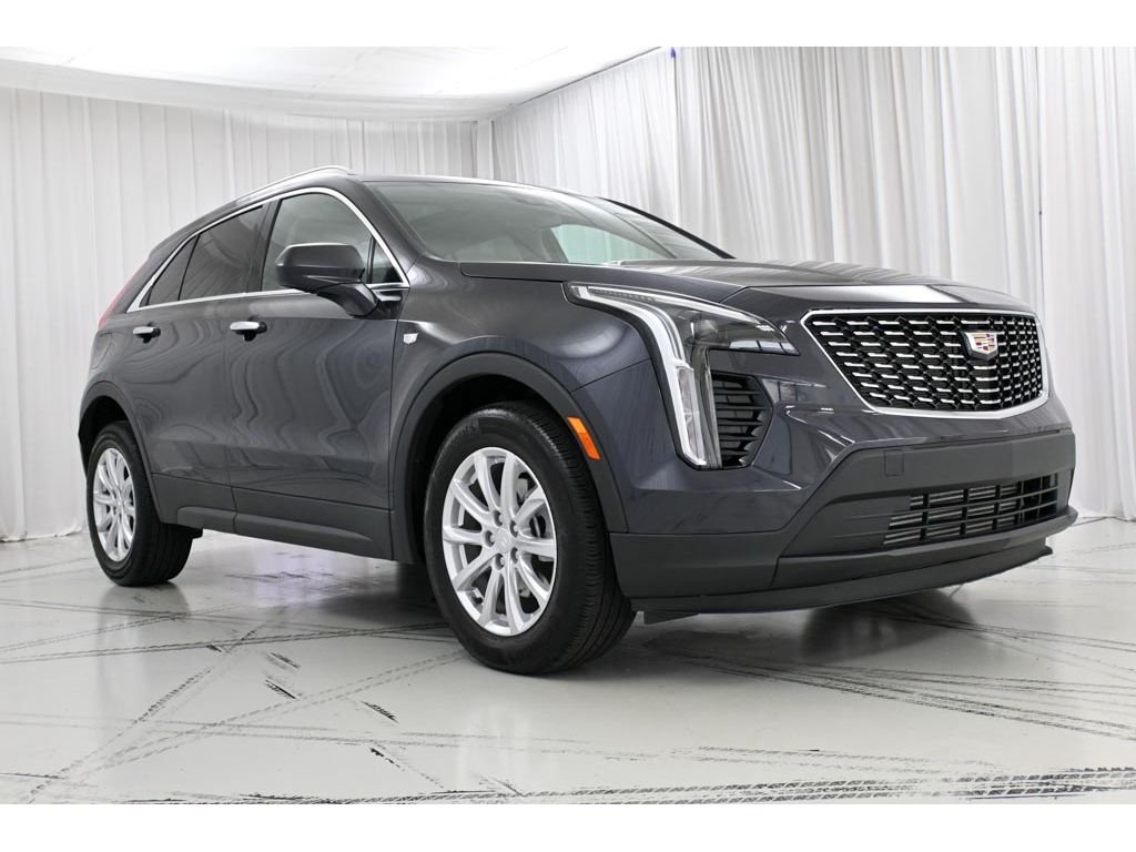 Used 2022 Cadillac XT4 Luxury with VIN 1GYFZBR44NF128192 for sale in Wilmington, DE