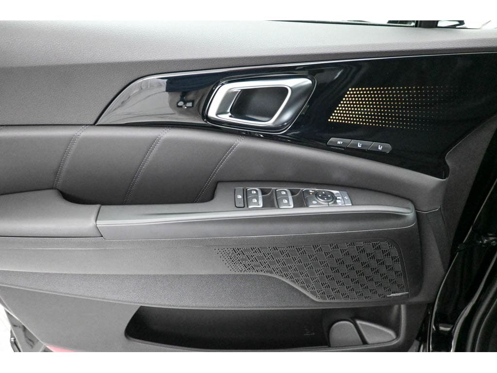 2026 Kia Carnival SX Prestige - Photo 18
