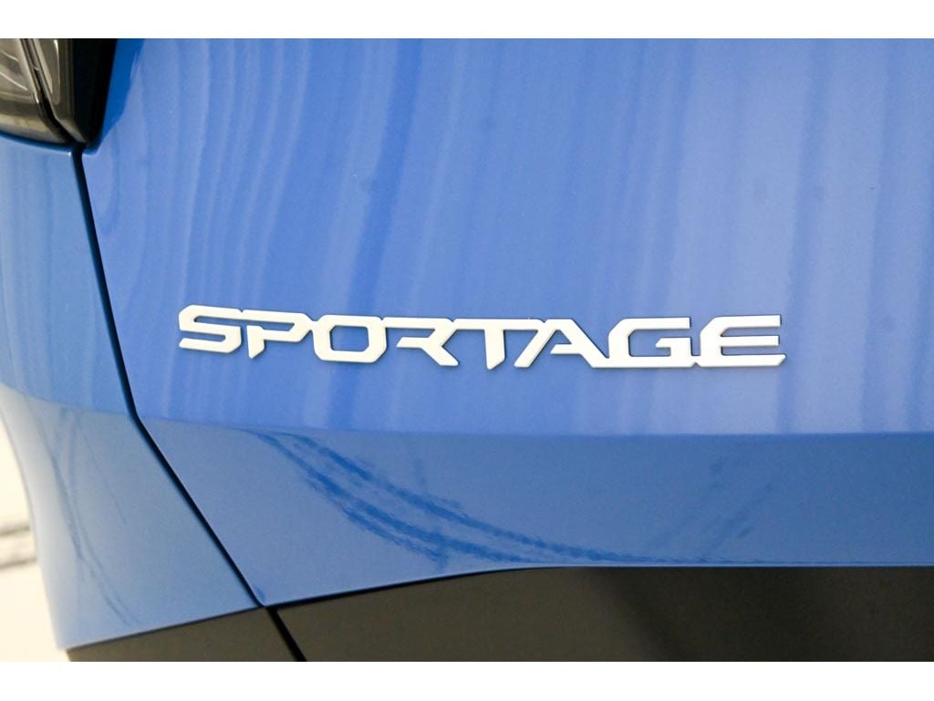 2026 Kia Sportage EX - Photo 36