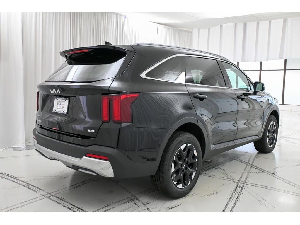 2026 Kia Sorento S - Photo 7