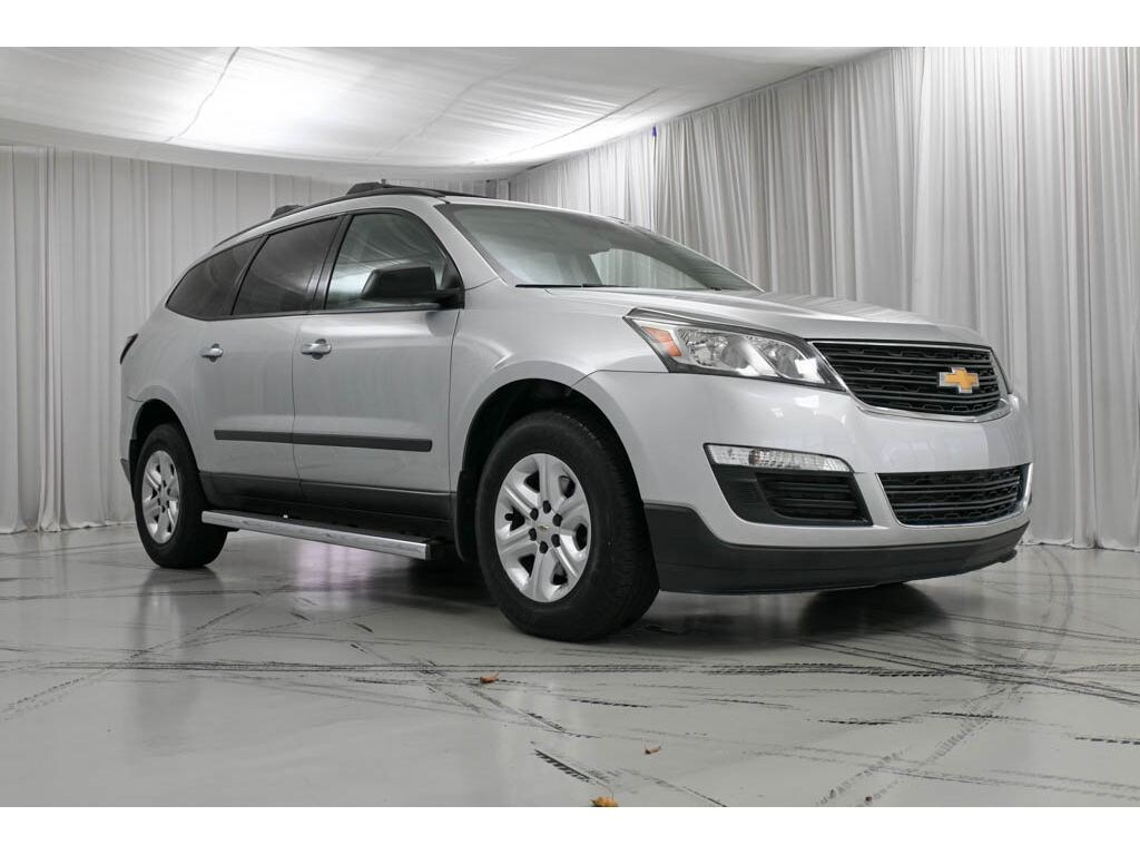 Used 2015 Chevrolet Traverse LS SUV