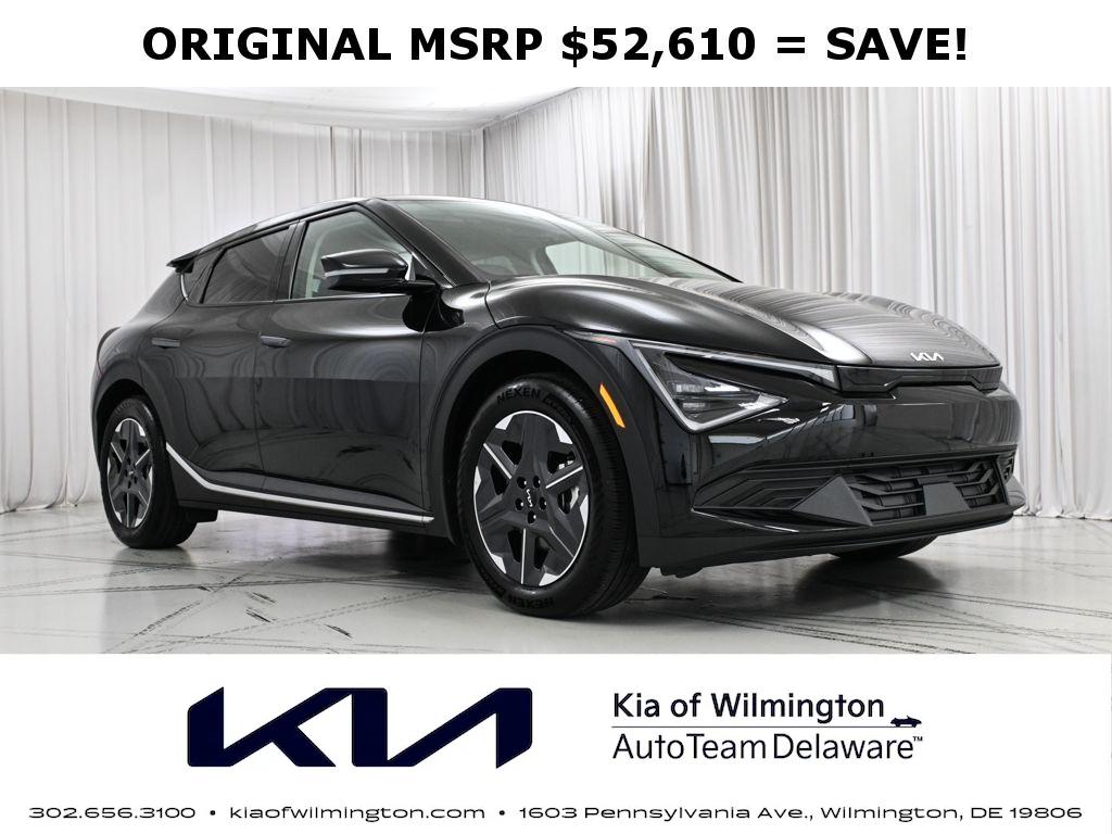2025 Kia EV6 Light L/R AWD's photo