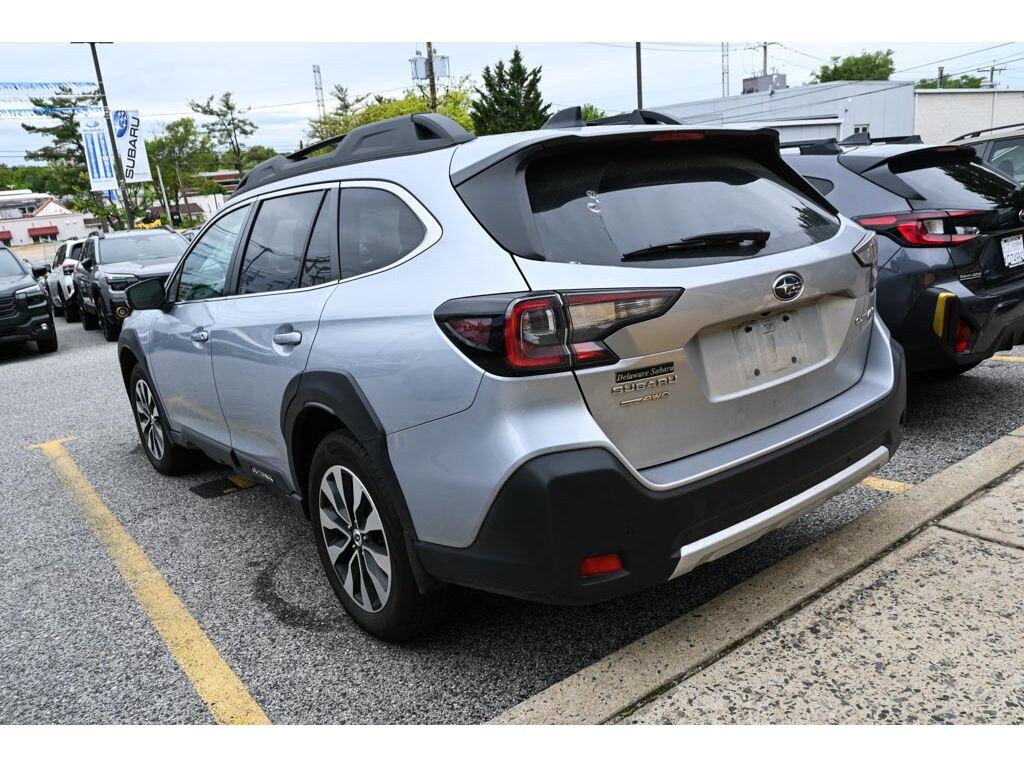 Used 2023 Subaru Outback Limited SUV
