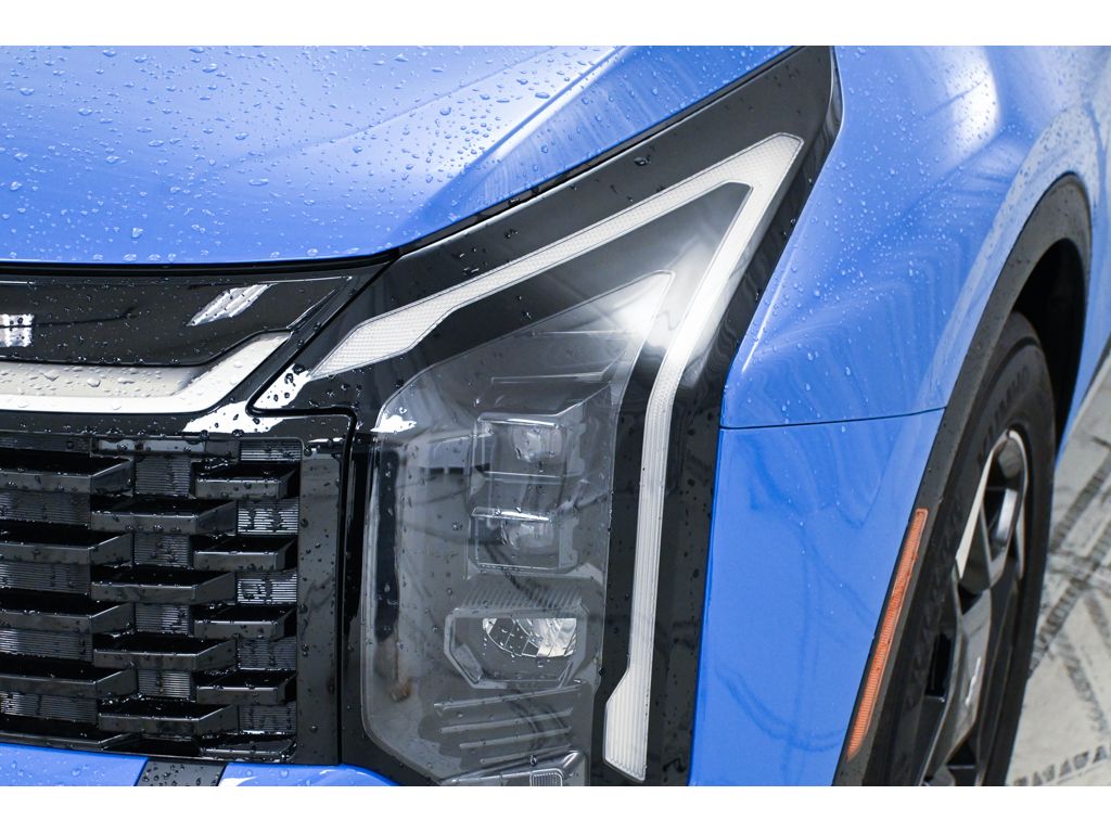 2026 Kia Sportage EX - Photo 9