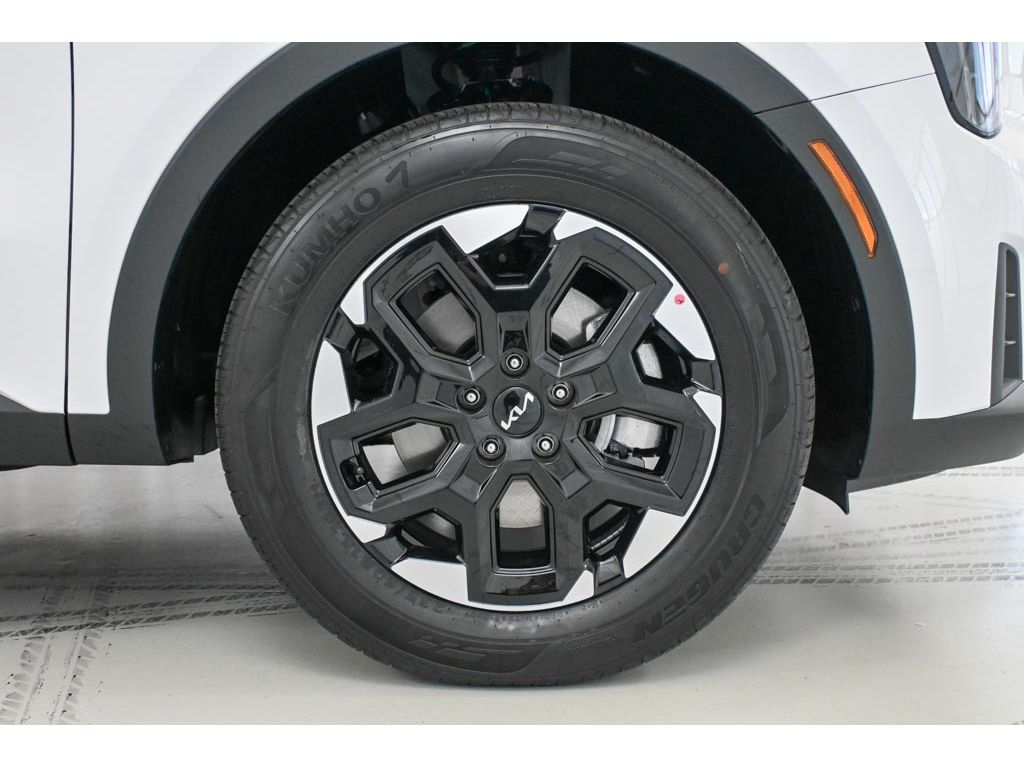 2026 Kia Sorento S - Photo 9