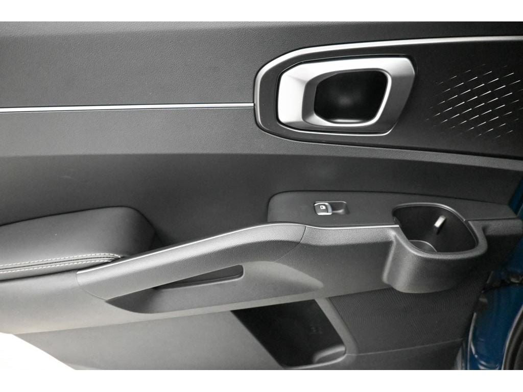 2026 Kia Sorento S - Photo 11