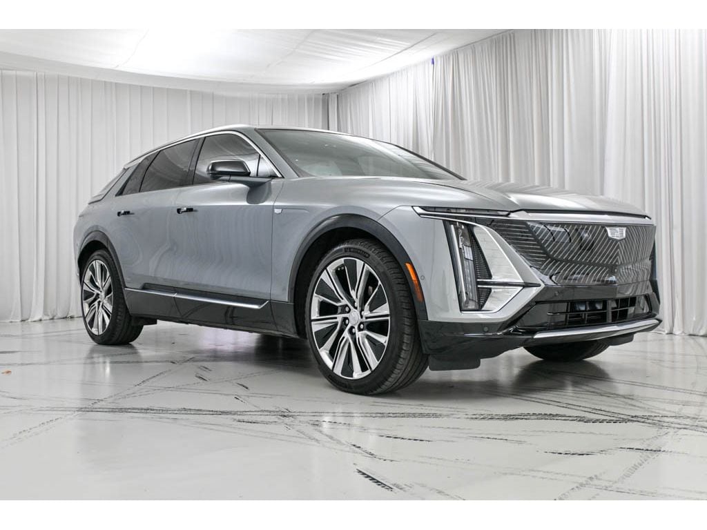 Used 2024 Cadillac LYRIQ Luxury 3 with VIN 1GYKPSRL2RZ106790 for sale in Wilmington, DE