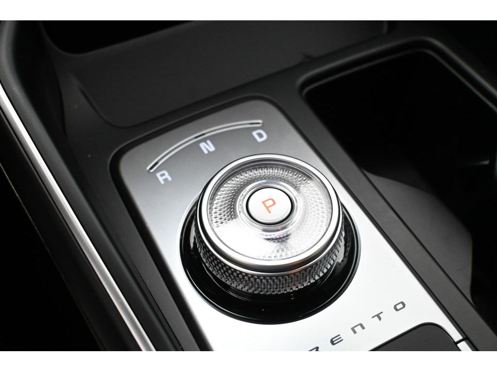 2026 Kia Sorento EX Hybrid - Photo 24