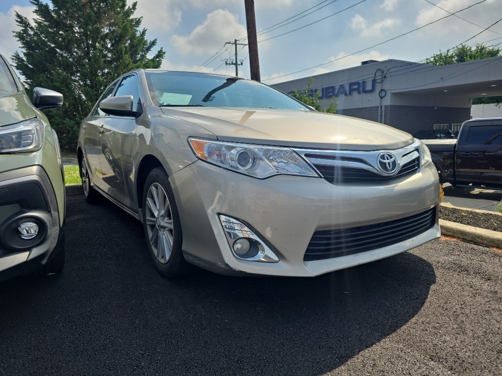 Used 2013 Toyota Camry XLE with VIN 4T4BF1FK8DR285763 for sale in Wilmington, DE