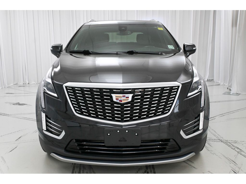 2022 Cadillac XT5 Premium Luxury photo 3