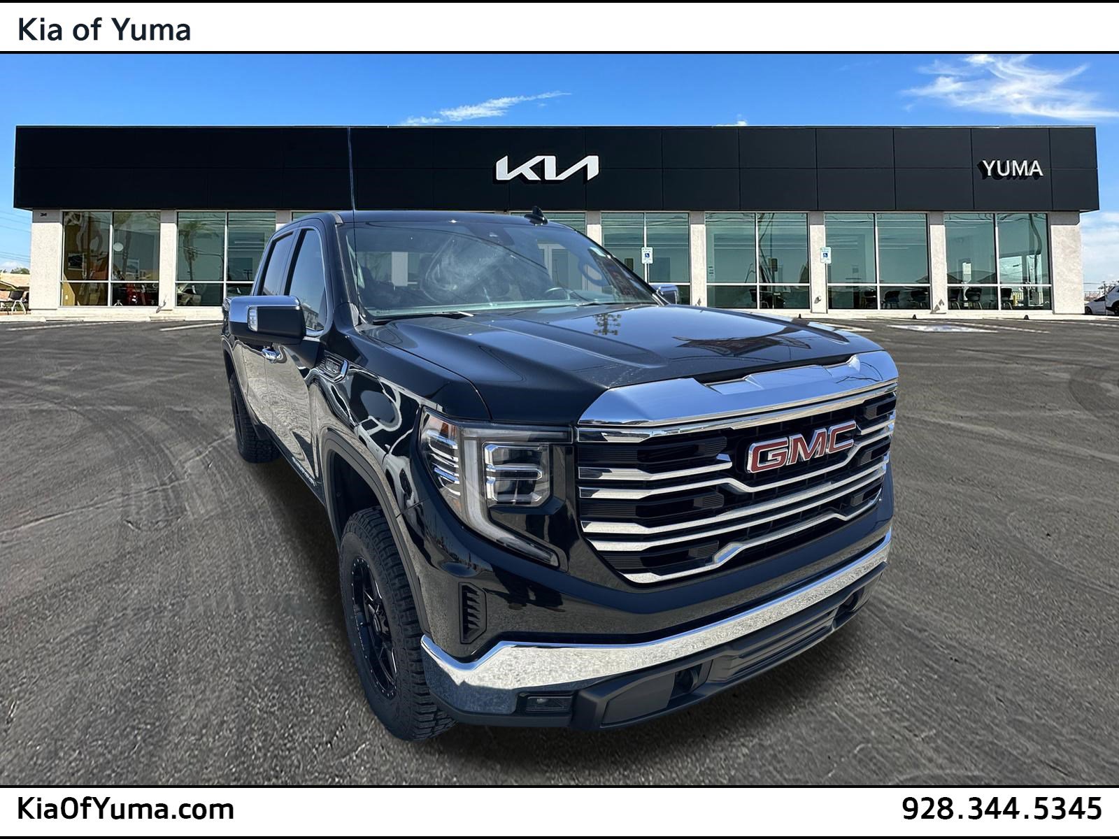 2025 GMC Sierra 4WD Crew Cab Short Box SLT's photo