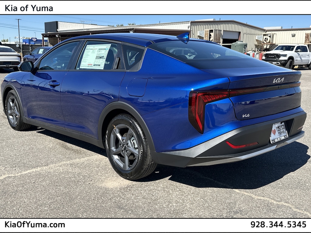 New 2025 Kia K4 LXS Sedan