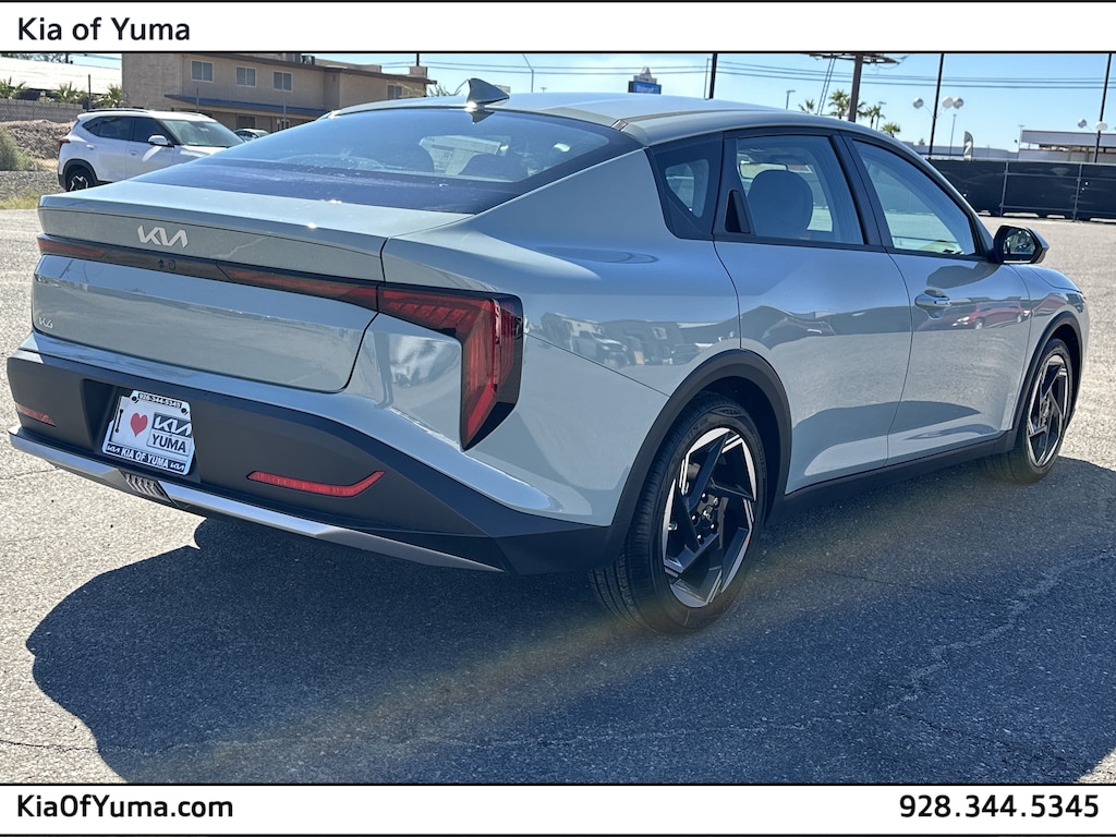 New 2025 Kia K4 EX Sedan
