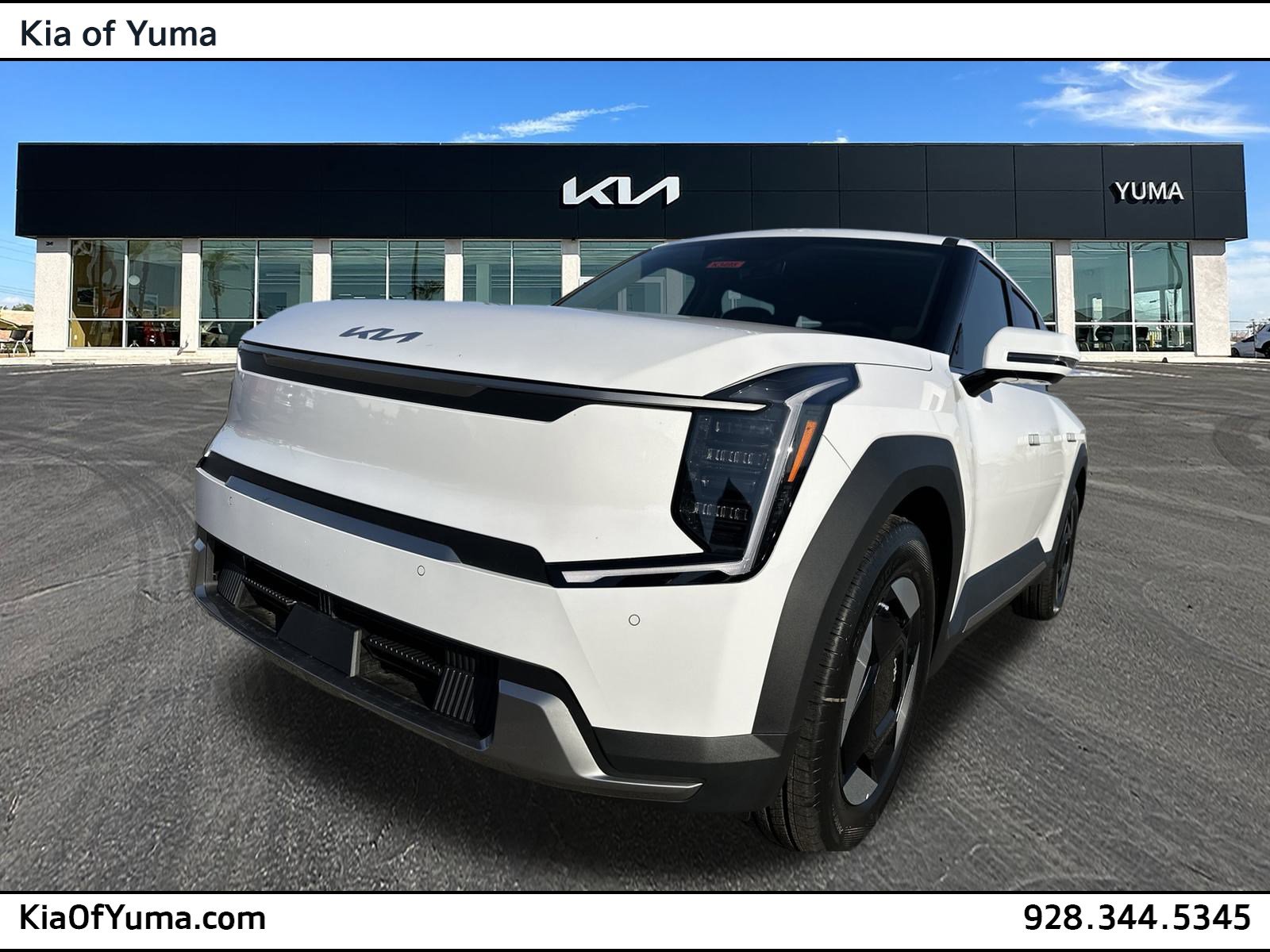 2026 Kia EV9 Light's photo