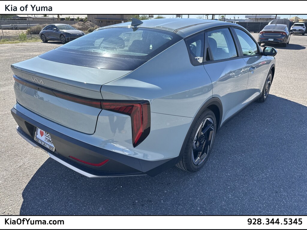 New 2025 Kia K4 EX Sedan