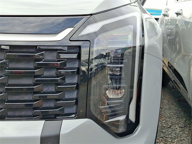 2026 Kia Sportage EX photo 3