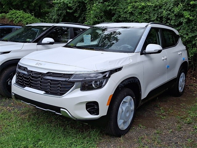 2026 Kia Seltos S photo 3