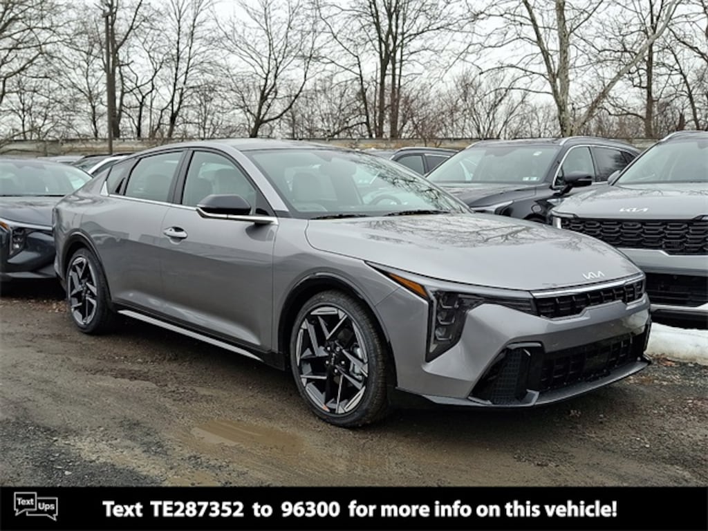 New 2026 Kia K4 GT-Line Sedan
