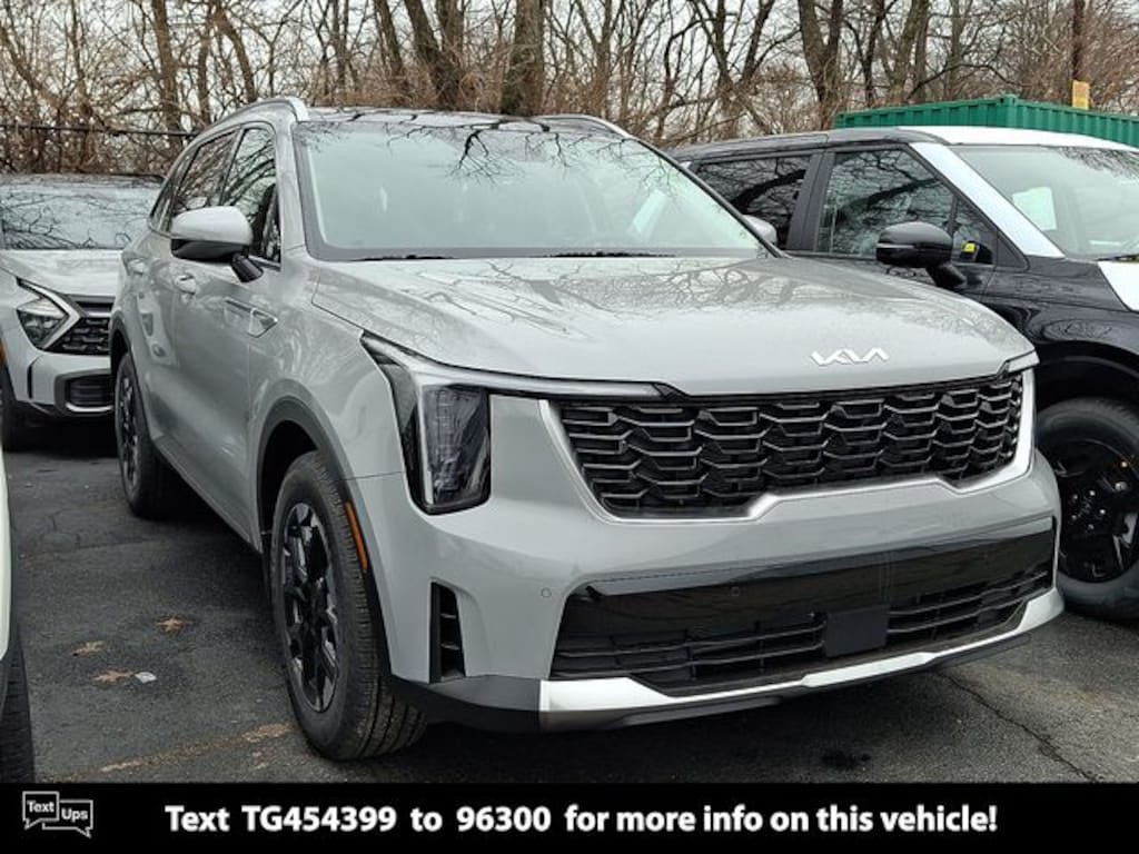 New 2026 Kia Sorento S SUV