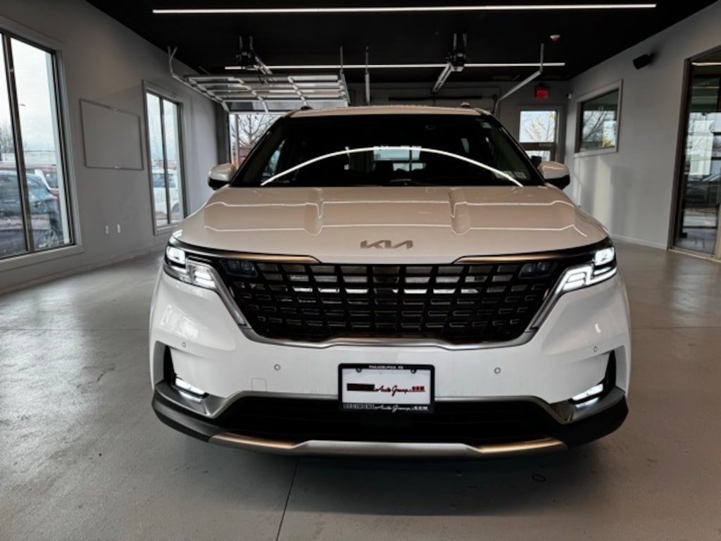 Certified 2023 Kia Carnival SX Prestige MPV