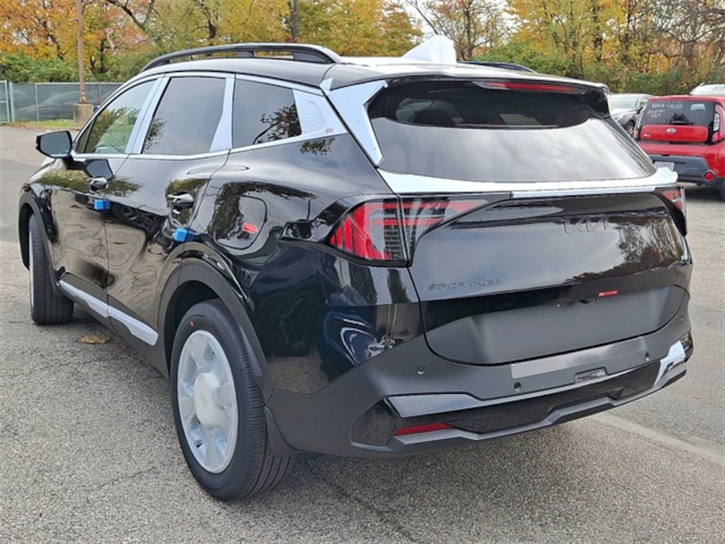 New 2026 Kia Sportage Hybrid X-Line SUV