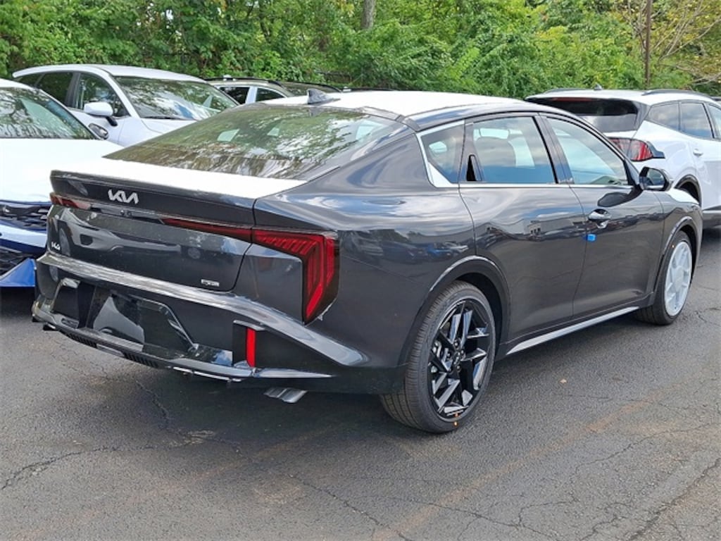 New 2025 Kia K4 GT-Line Turbo Sedan