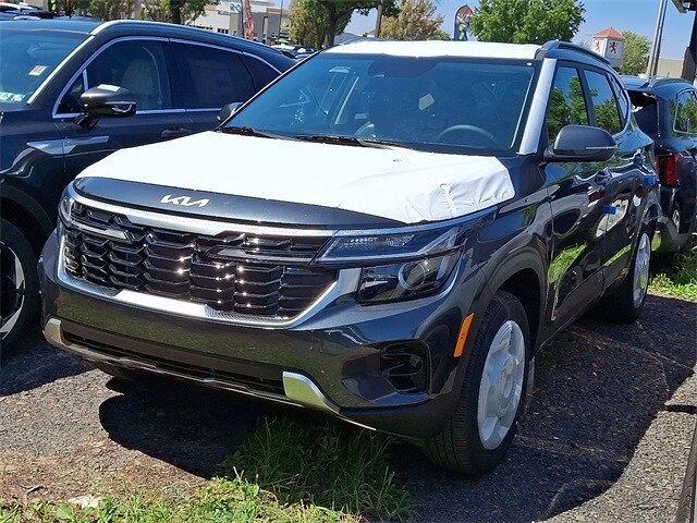 2026 Kia Seltos EX photo 3