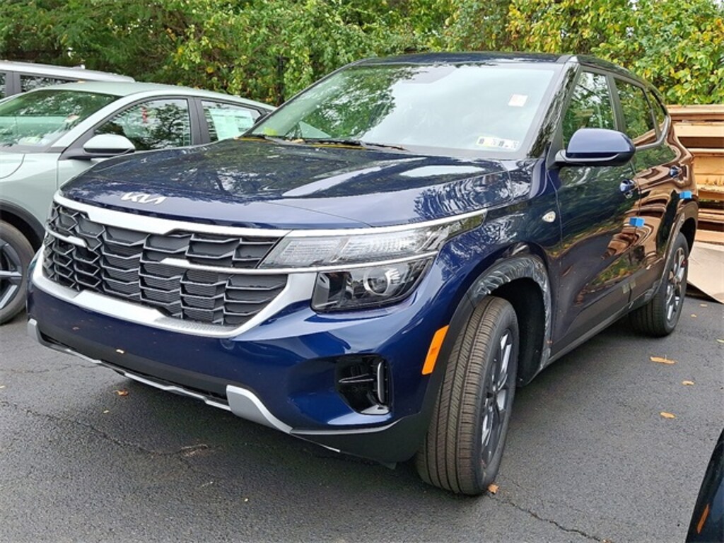 New 2026 Kia Seltos LX SUV