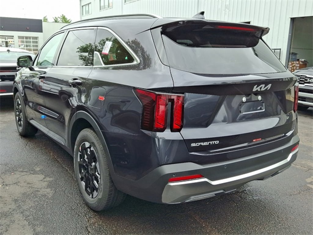 New 2026 Kia Sorento S SUV