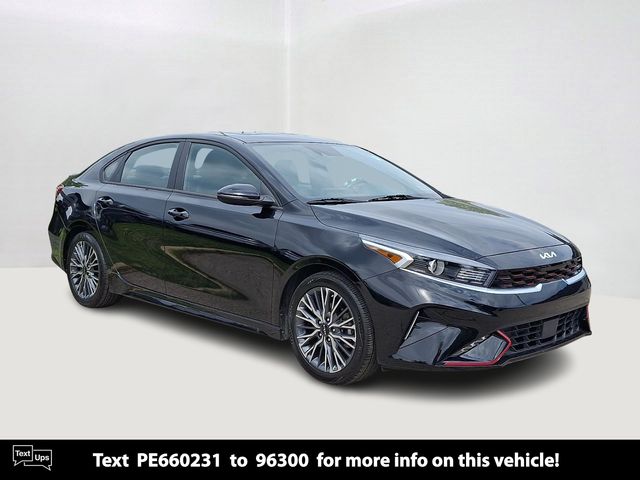 2023 Kia Forte GT-Line AT's photo