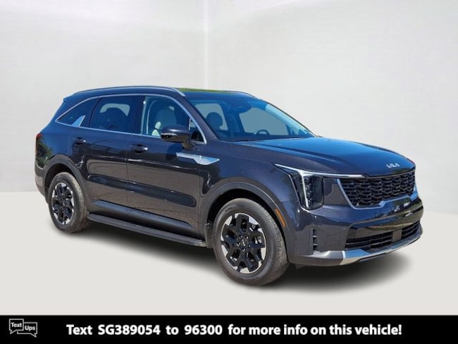 2025 Kia Sorento S SUV