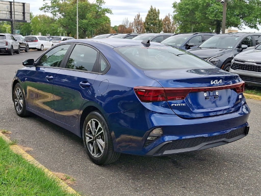 Certified 2023 Kia Forte LXS Sedan