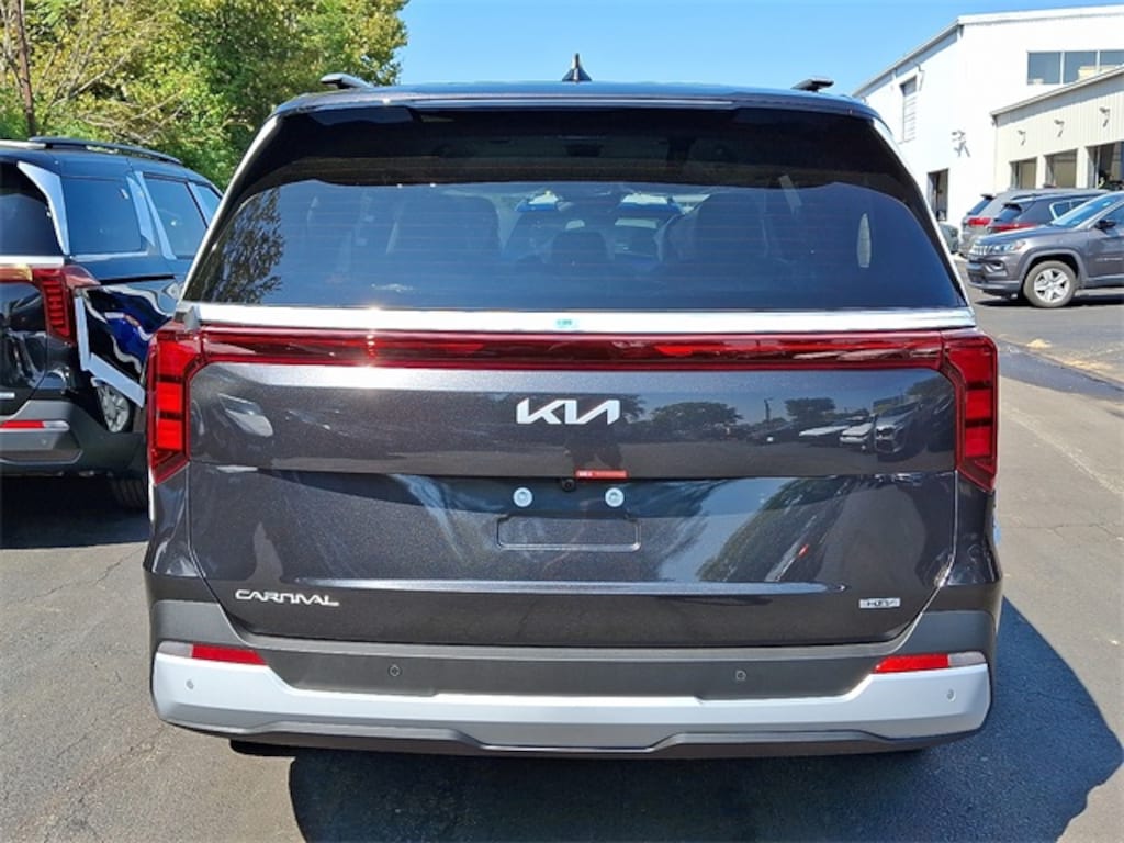 New 2026 Kia Carnival Hybrid EX Van Passenger Van