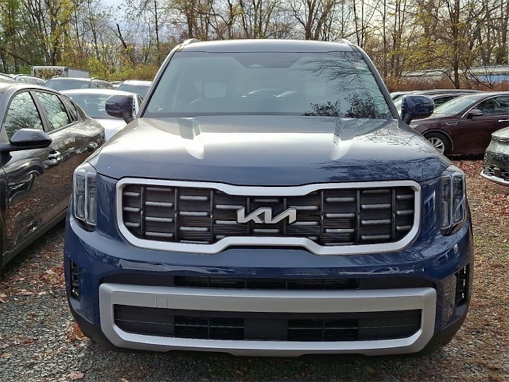 New 2025 Kia Telluride S SUV
