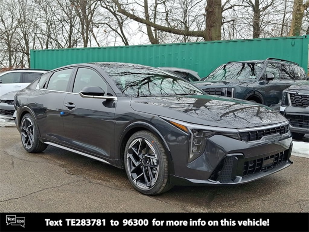 New 2026 Kia K4 GT-Line Sedan